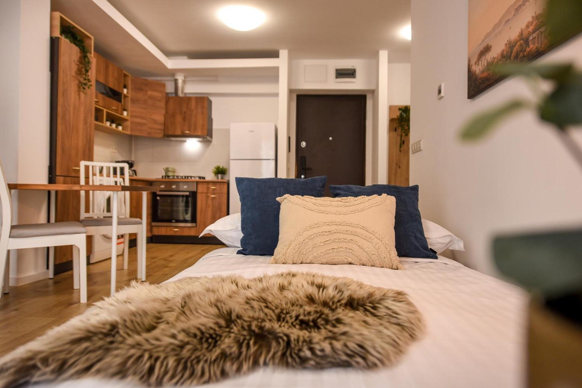Perfect Stay: Urban Heaven In Aviatiei Business Area Bucarest Camera foto