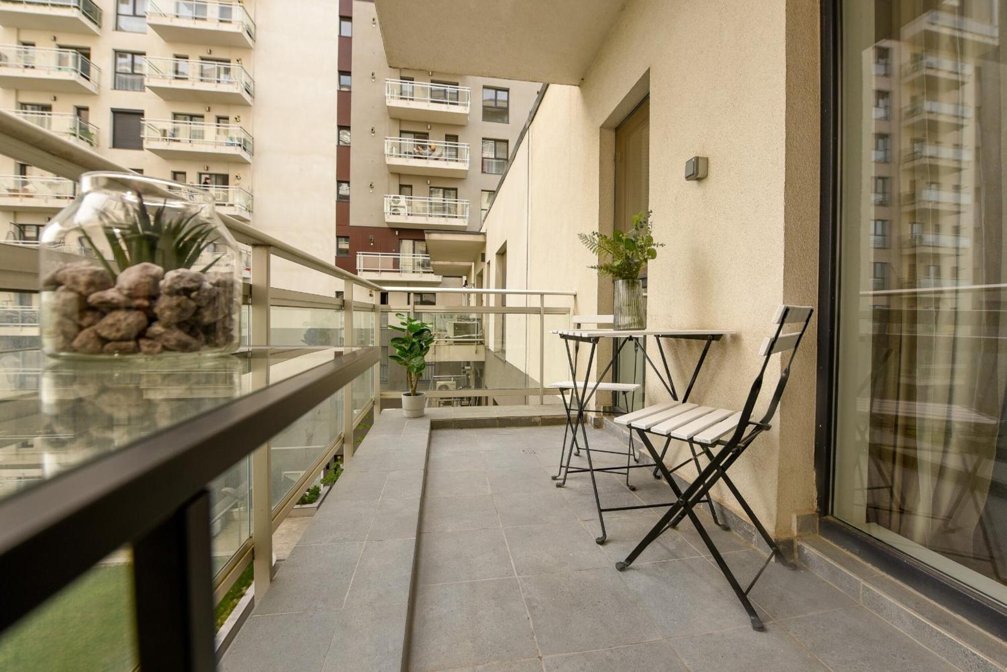 Perfect Stay: Urban Heaven In Aviatiei Business Area Bucarest Camera foto
